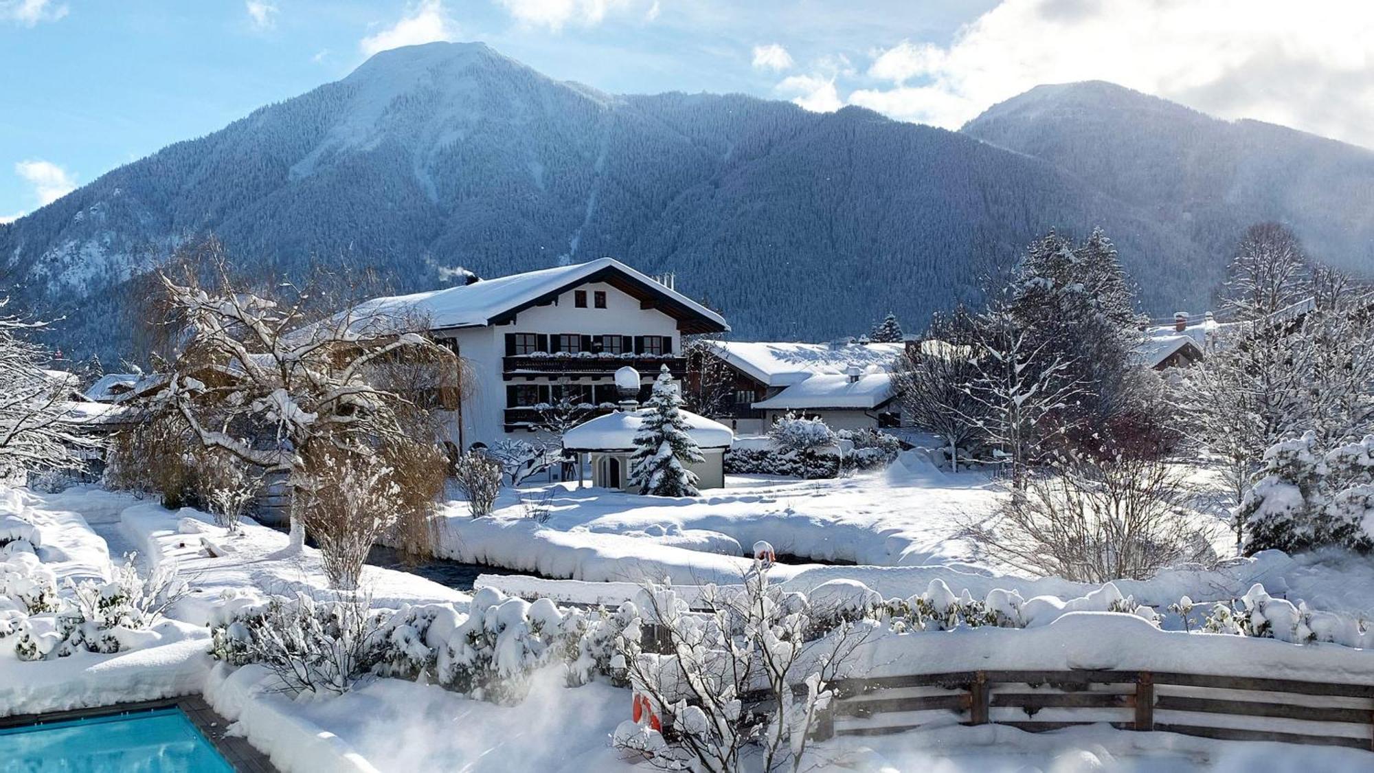 Spa & Resort Bachmair Weissach, Luxury Family Resort Rotta Kültér fotó